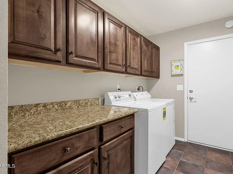 16847 S 29th Way — Photo 37