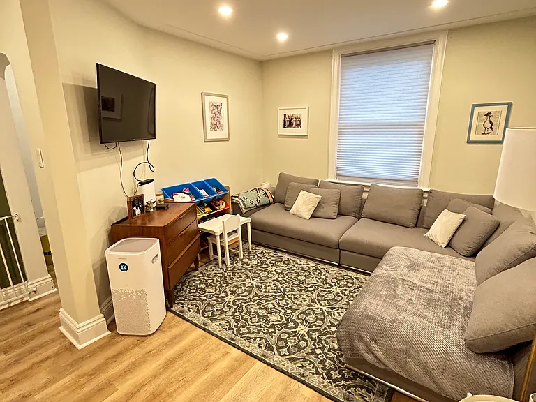 377 Cumberland Ave — Photo 9