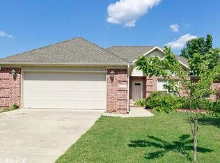 1707 Pioneer Dr, Cabot, AR 72023