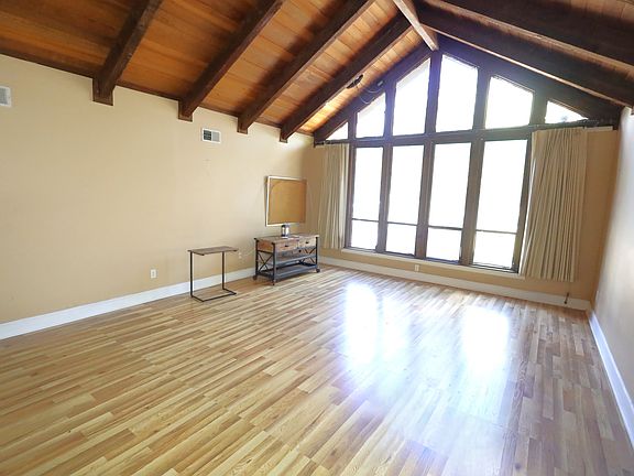2nd image of 453 Wilford Ave