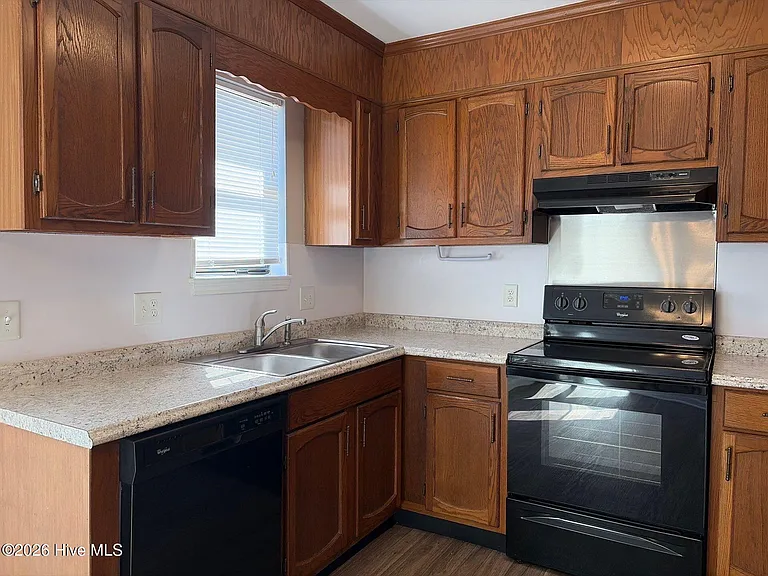 19 Upton Ct — Photo 10