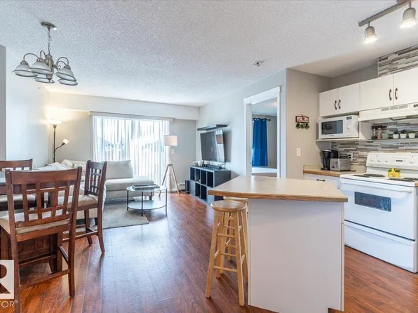 10535 122nd St NW #523, Edmonton, AB T5N 4B7
