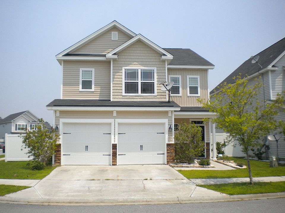 1st image of 70 Summer Hill Ct