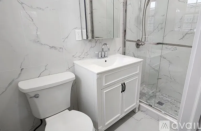1421 Bell Blvd #2 — Photo 5
