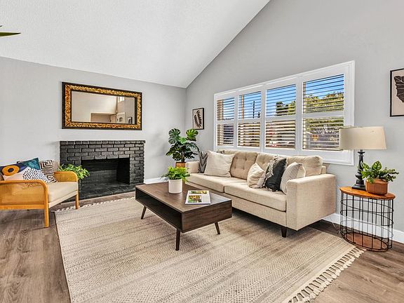 4th image of 156 Stanford Drive