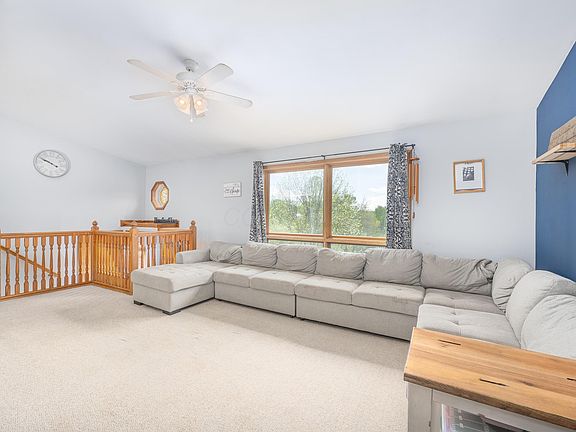 3rd image of 116 Heatherwood Dr