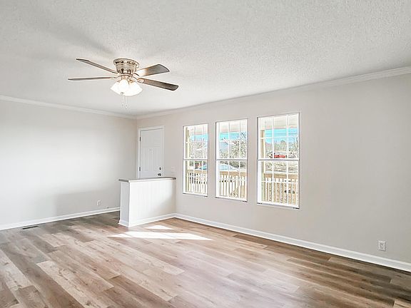 3rd image of 9301 Stanford Rd