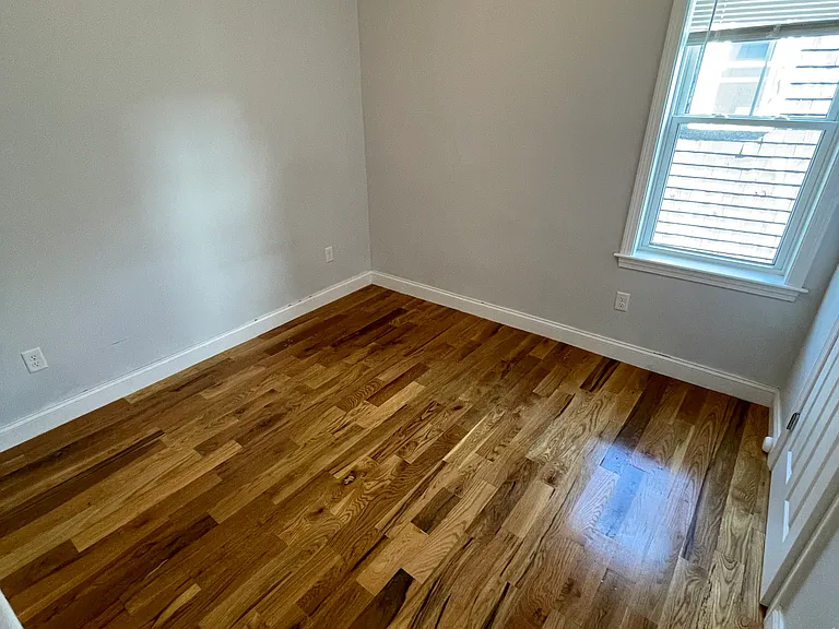 1684 N Shore Rd #2 — Photo 5