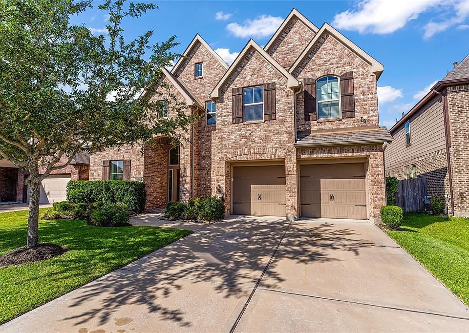 1st image of 27110 Hardwick Hills Ln