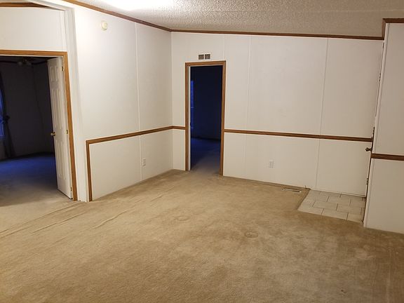 2nd Living Room