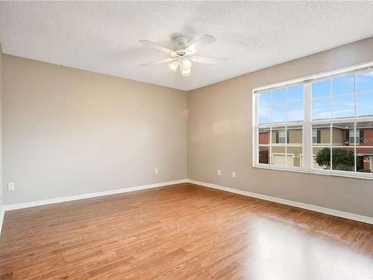 12676 Somerset Oaks St — Photo 3