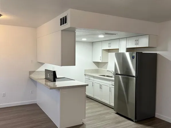 16801 N 26th St APT 17, Phoenix, AZ 85032