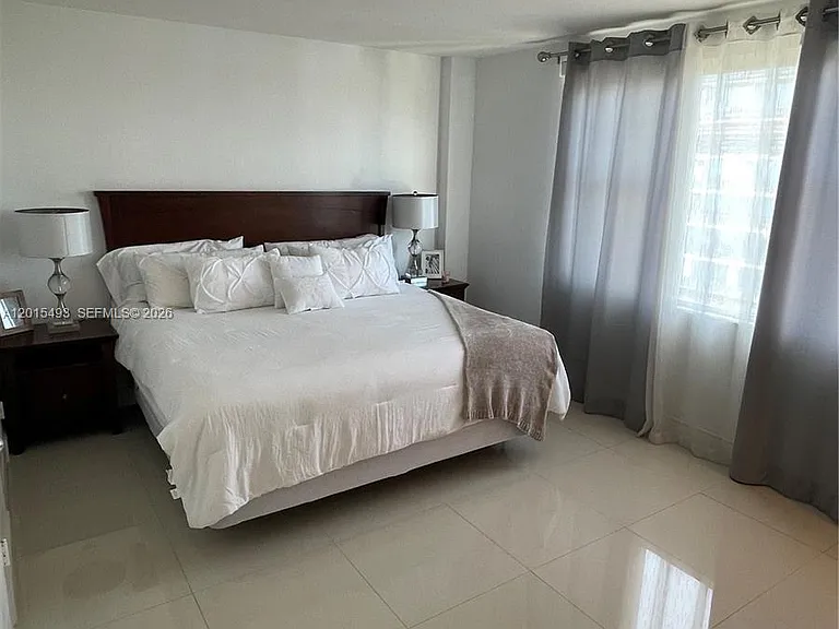 9195 Collins Ave #1012 — Photo 10