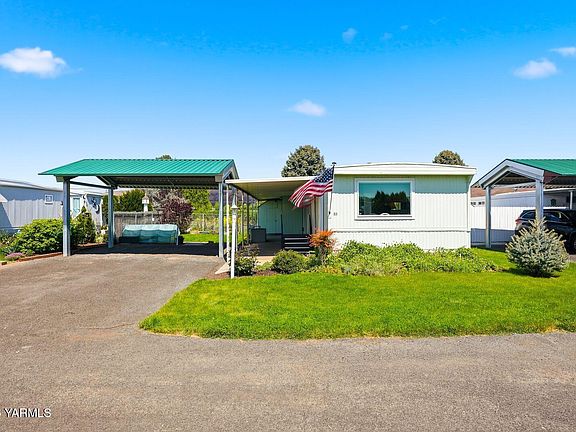 2nd image of 3601 Castlevale Rd Trlr 33