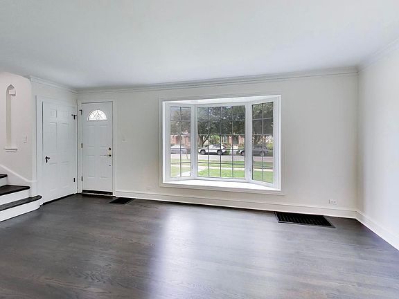 5th image of 310 S Delphia Ave