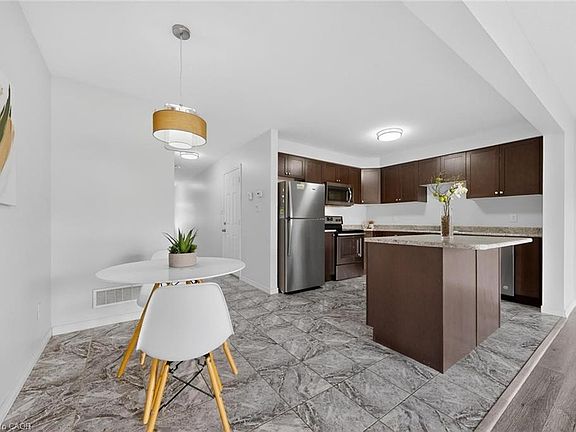 5th image of 73 Grand Flats Trl