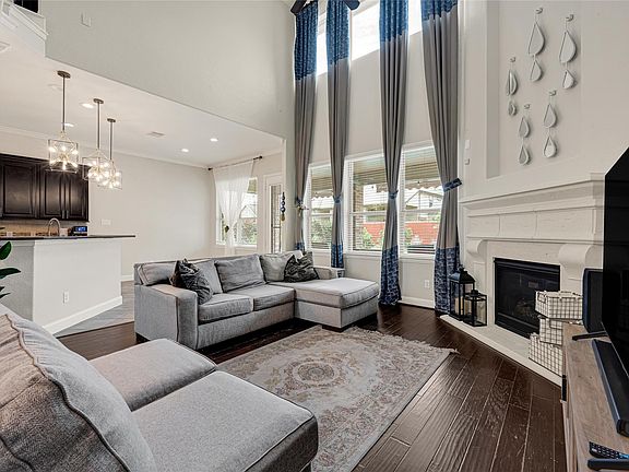 3rd image of 8018 Rippling Stream Ln