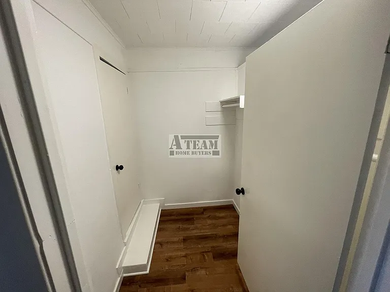 505 Highland Dr — Photo 12