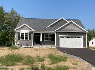 8 Huntington Way, Ballston Spa, NY 12020