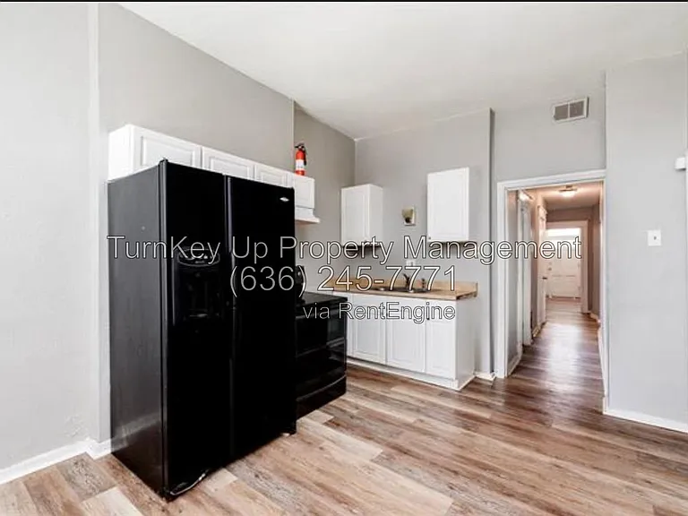 4005 S Grand Blvd — Photo 6
