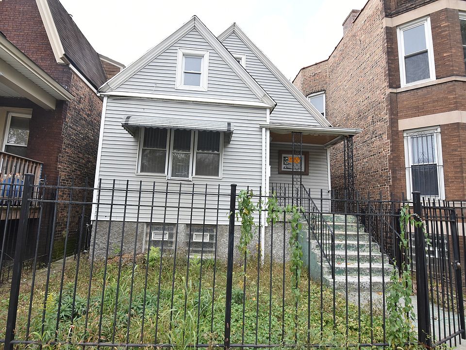 2nd image of 6900 S Dorchester Ave