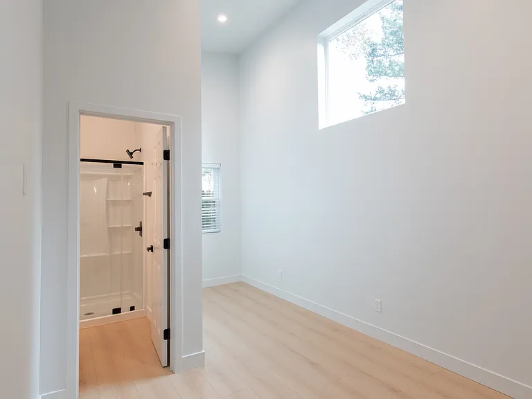 2246 Morlan Dr #A — Photo 10