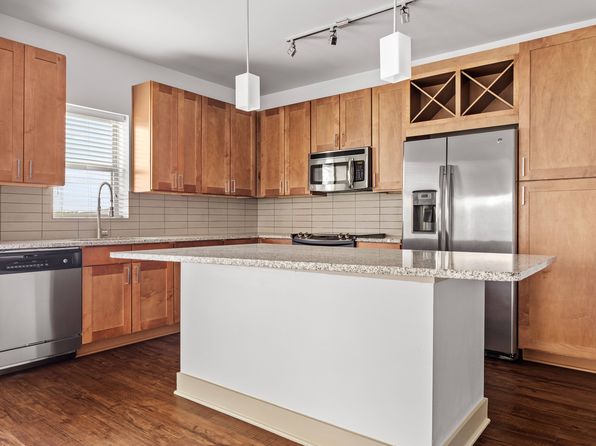 4328 Centreport Dr #8-8202