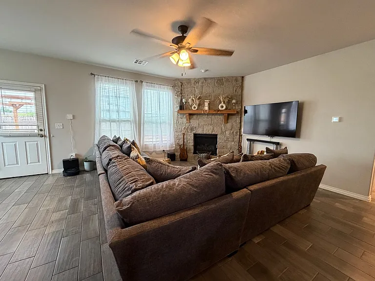 2501 Caden Ct #A — Photo 22