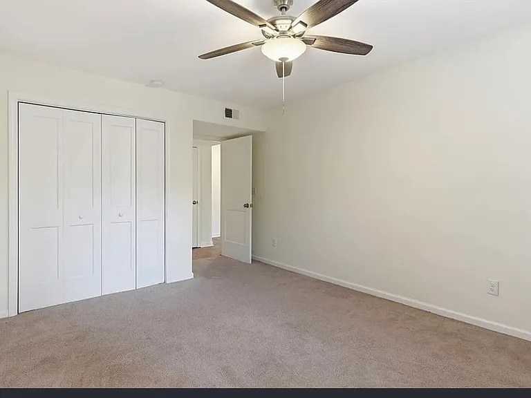 161 Ingleoak Ln — Photo 6
