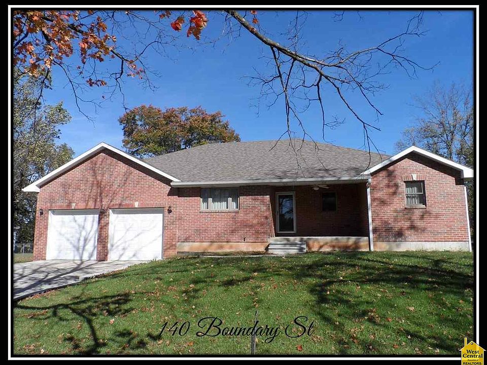 1st image of 140 Boundary St