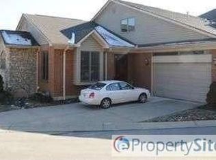 20 Grand Lake Dr, Fort Thomas, KY