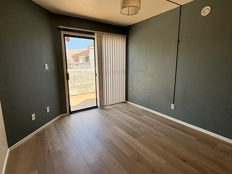 835 N Granite Reef Rd #11 — Photo 14