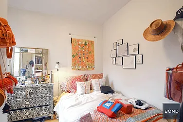 Rented by Bond New York