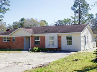 7903 Pin Oak Rd, Alvin, TX 77511