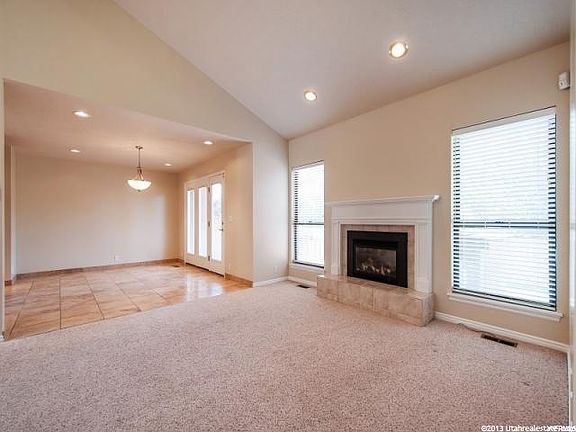 3rd image of 2246 E Lincoln Ct