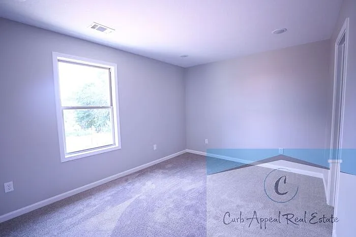 324 Drake St #A — Photo 18