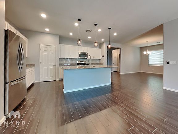 5th image of 26216 N 122nd Ln