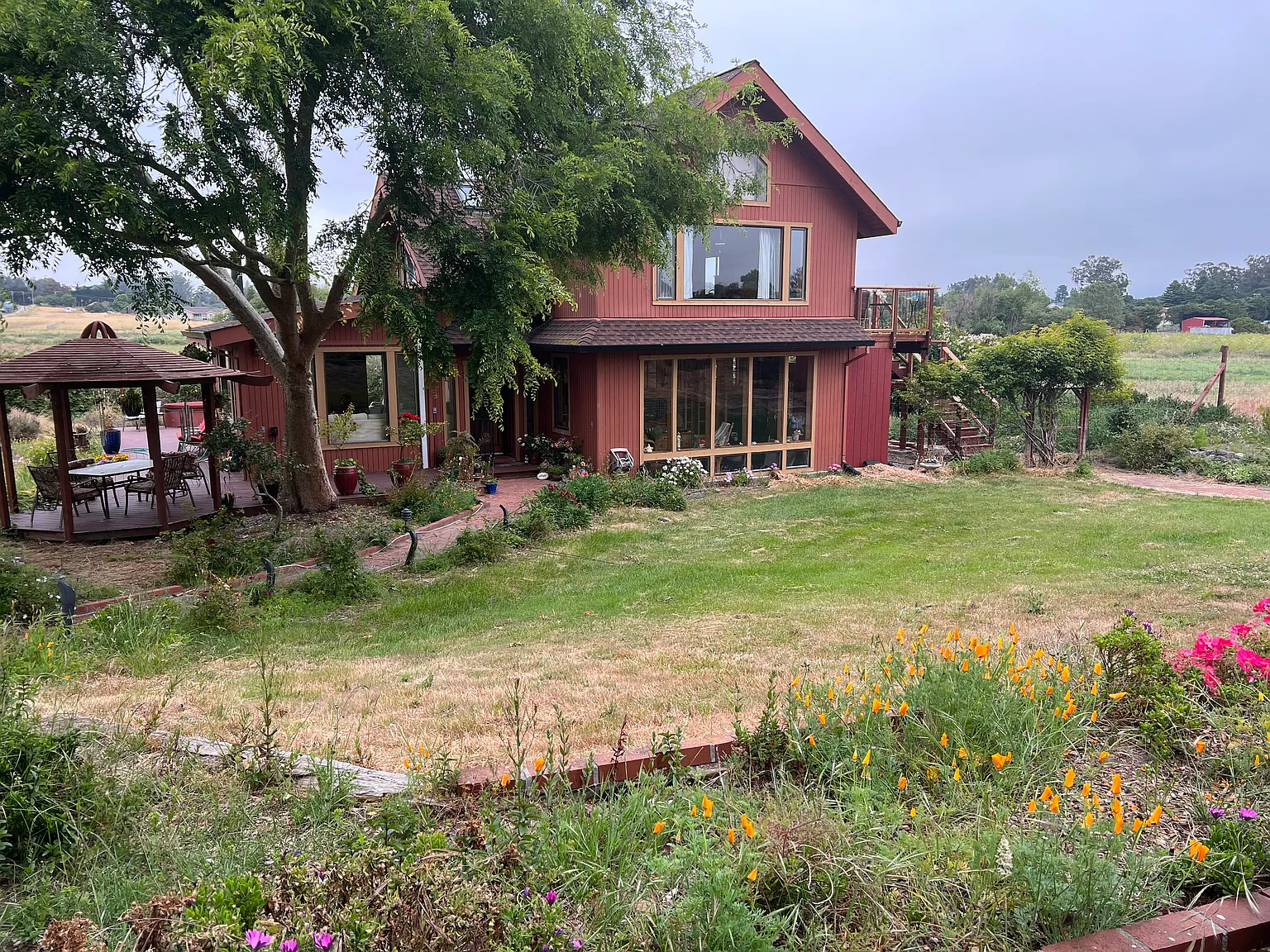 1 bed, 900 sqft, $2,200 — Photo 1