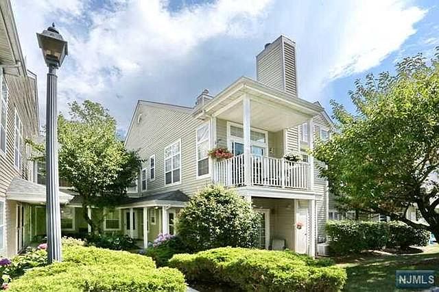 1st image of 1119 Hyde Park Ct