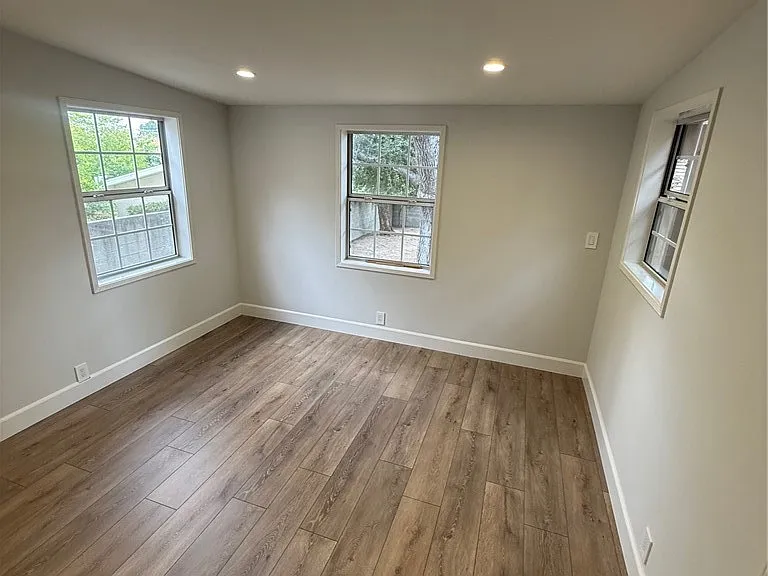 2828 Hermosa Ave — Photo 7