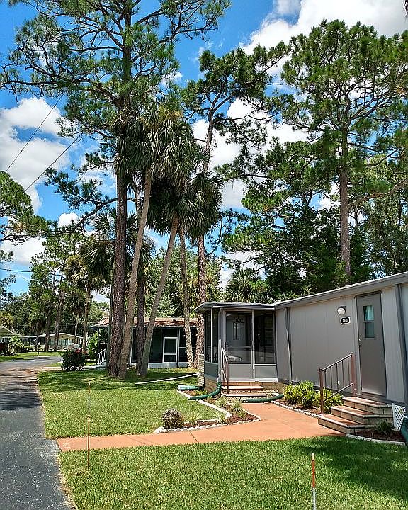 1st image of 2611 S Leilani Dr