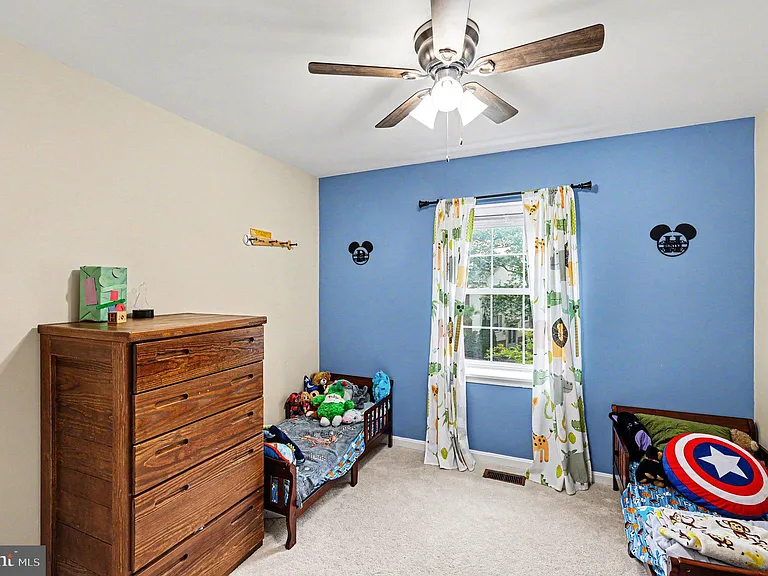 7468 Brighouse Ct — Photo 15