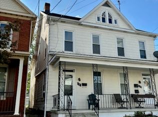 32 W Hanover St, Hanover, PA 17331