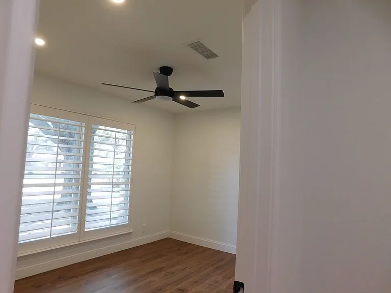 4502 Parkhurst Dr — Photo 16