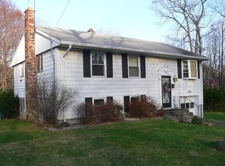 79 Woodside Rd, Ludlow, MA 01056