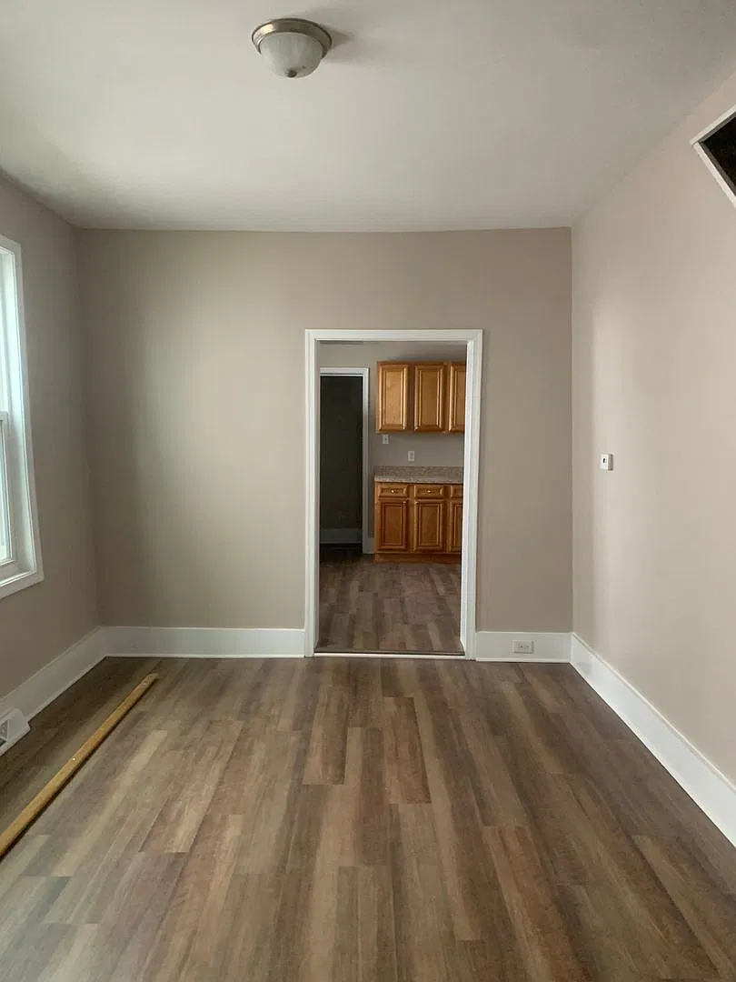 4BD Duplex located on Ray Street in Hagerstown — Photo 4