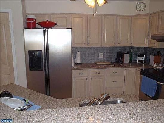 4th image of 308 Remington Ct