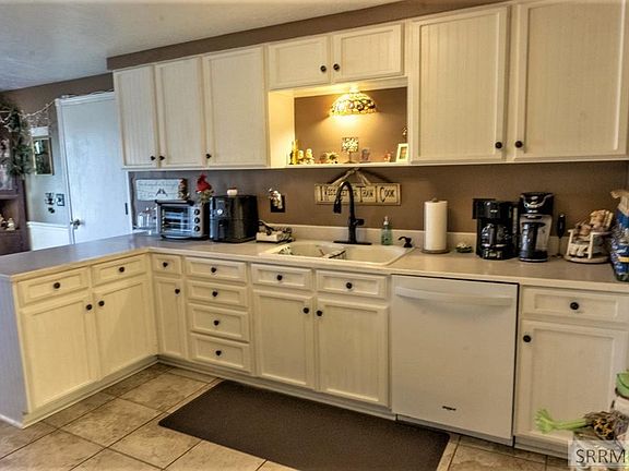 2nd image of 2272 Wahlquist Dr