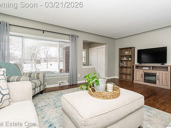 2nd image of 395 Wimpole Dr