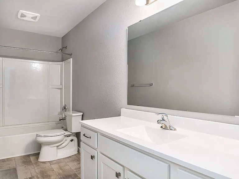 1597 Carolyn Dr — Photo 10